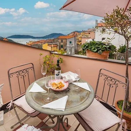 Semesterbostad Casa Monella La Spezia