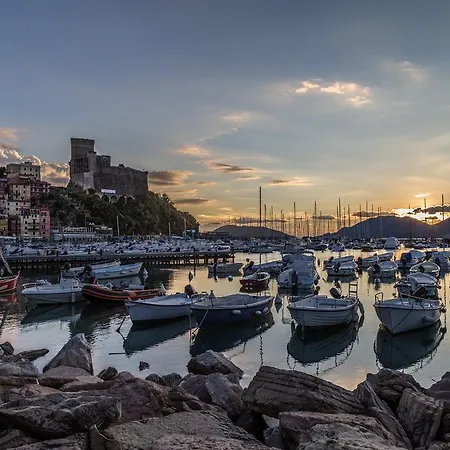 Casa Monella Semesterbostad La Spezia