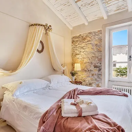 Casa Monella