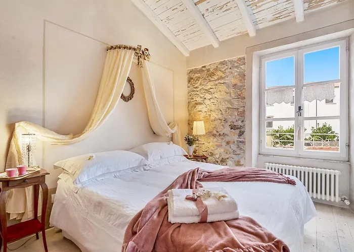 Casa Monella